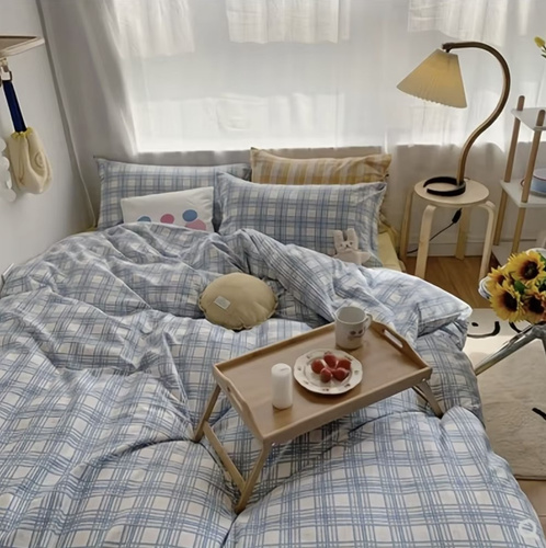 raňajkový stolík do postele